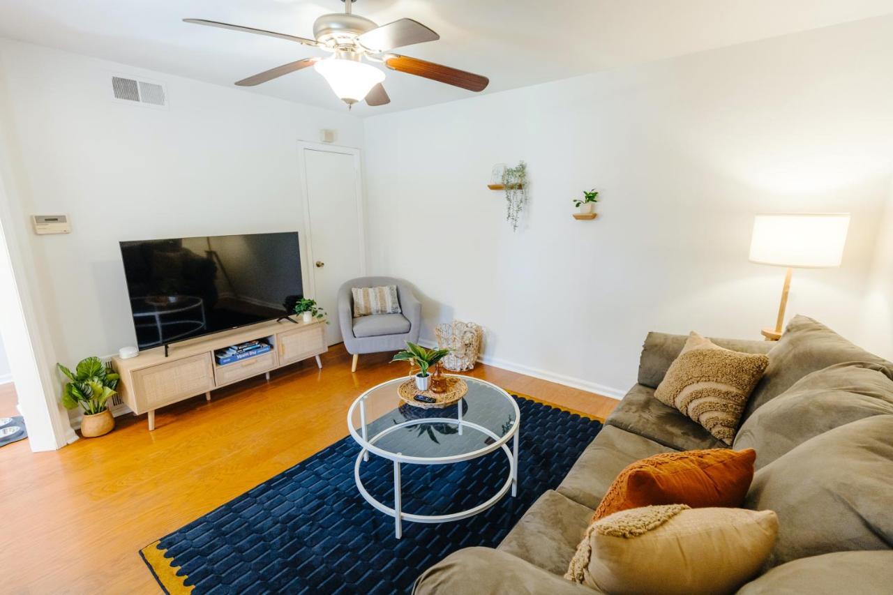 Centrally Located 2Br Overton Square Unit 2 Fast Wifi Free Parking Yes Pets Memphis Extérieur photo