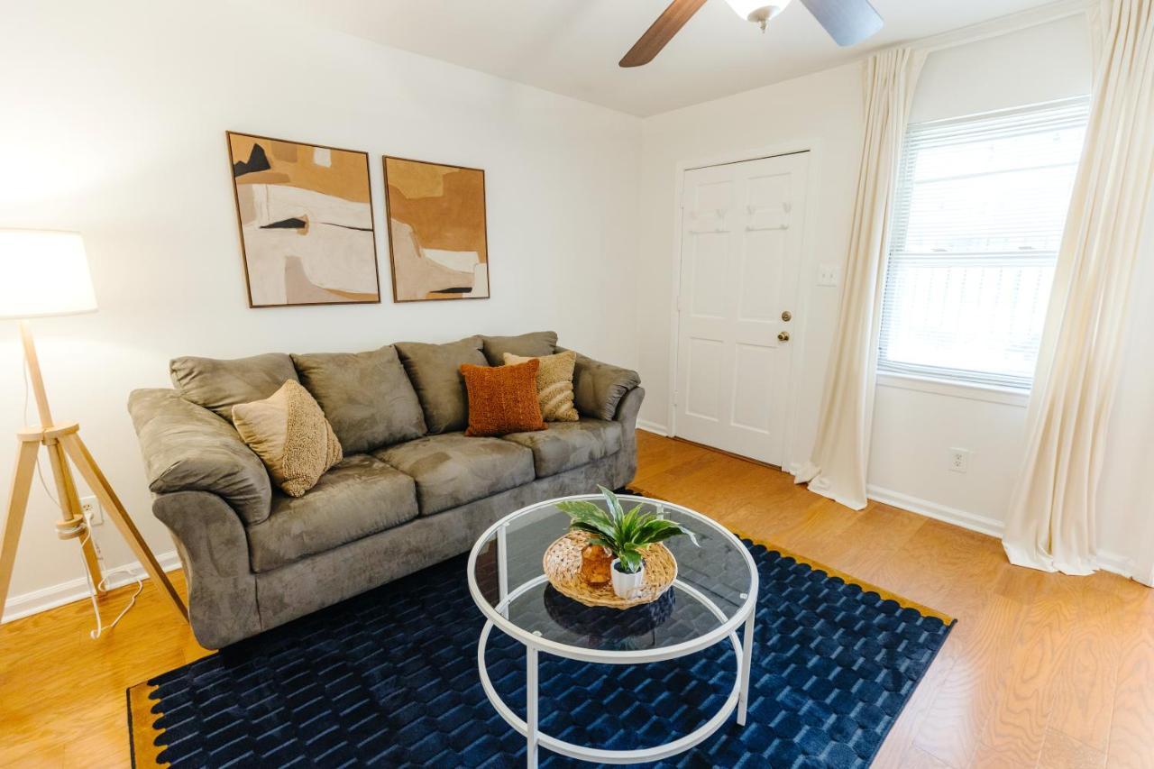 Centrally Located 2Br Overton Square Unit 2 Fast Wifi Free Parking Yes Pets Memphis Extérieur photo
